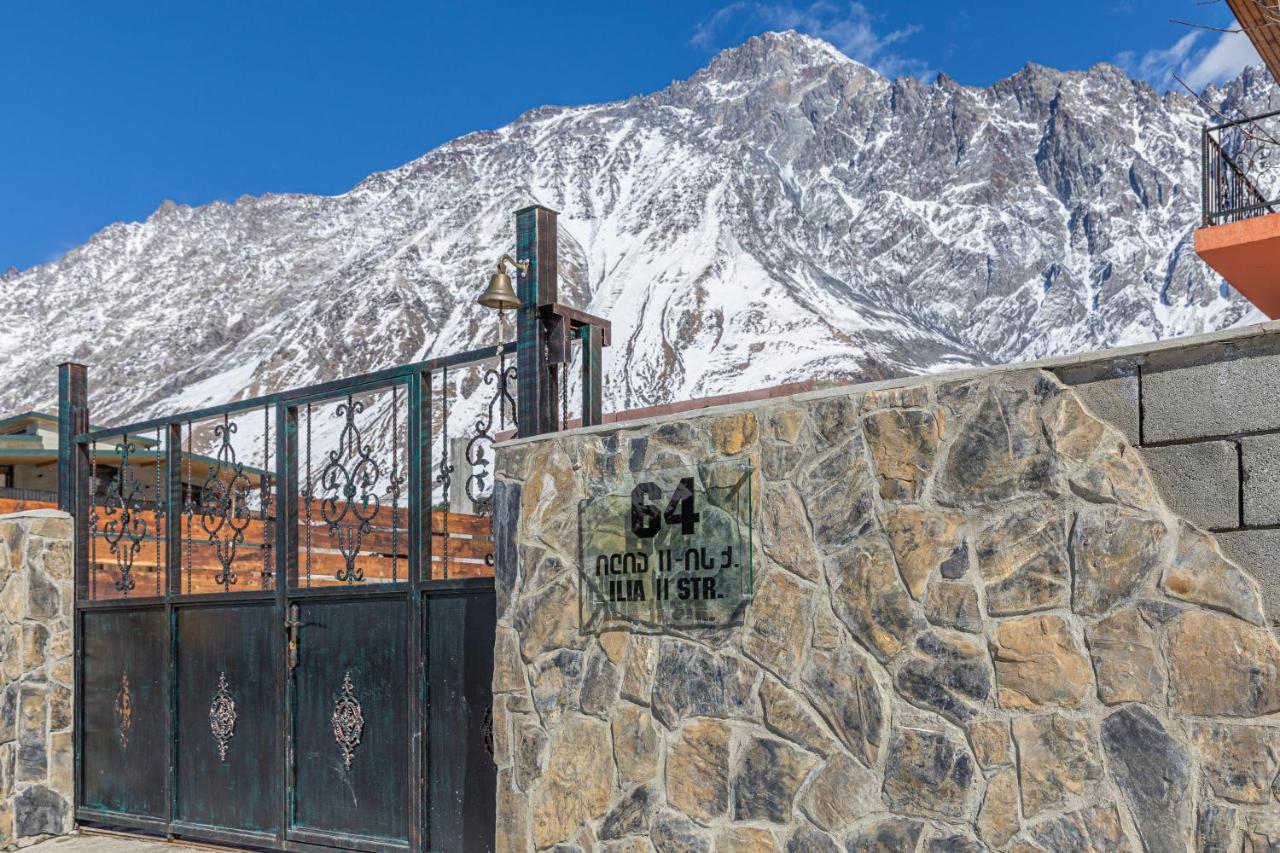 Cliff House Ξενοδοχείο Kazbegi Εξωτερικό φωτογραφία